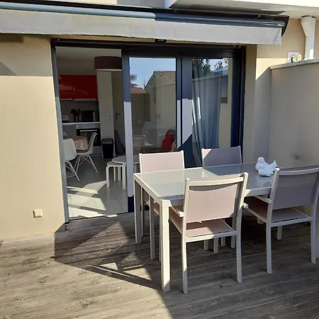 Jardin Prive Et Terrasse - T2 A De Buch, Proche Plages Et Activites - Fr-1-319-424