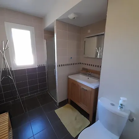 Jardin Prive Et Terrasse - T2 A De Buch, Proche Plages Et Activites - Fr-1-319-424